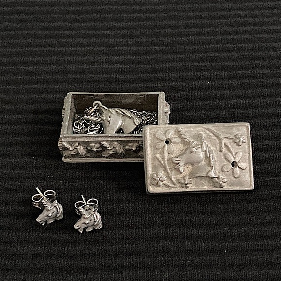 Vintage Torino Handcrafted Pewter Unicorn Box Pin Earrings Necklace Made in USA - Picture 7 of 9